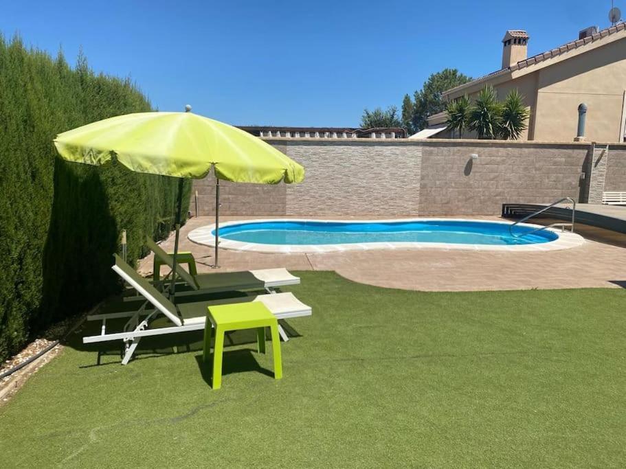 Casa Aries - Villa Con Piscina Privada Линарес Экстерьер фото